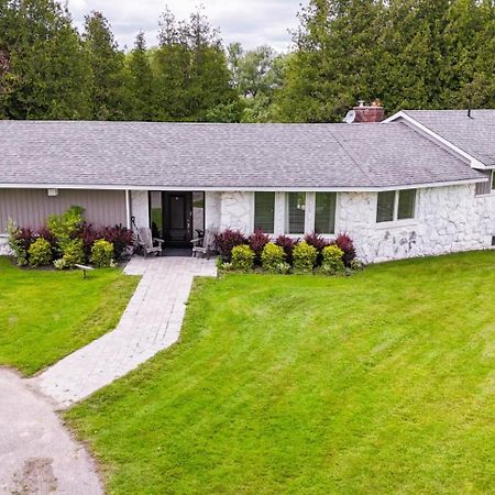 Deer Run Cottage- Golf Course Cottage Kawartha Lakes Exterior foto